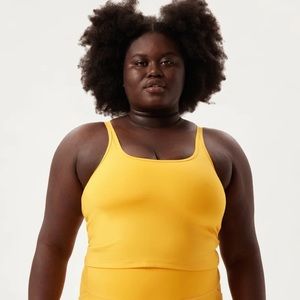 🔥 Like new Girlfriend Collective Gemma scoop tank in citrine - size M 🔥
